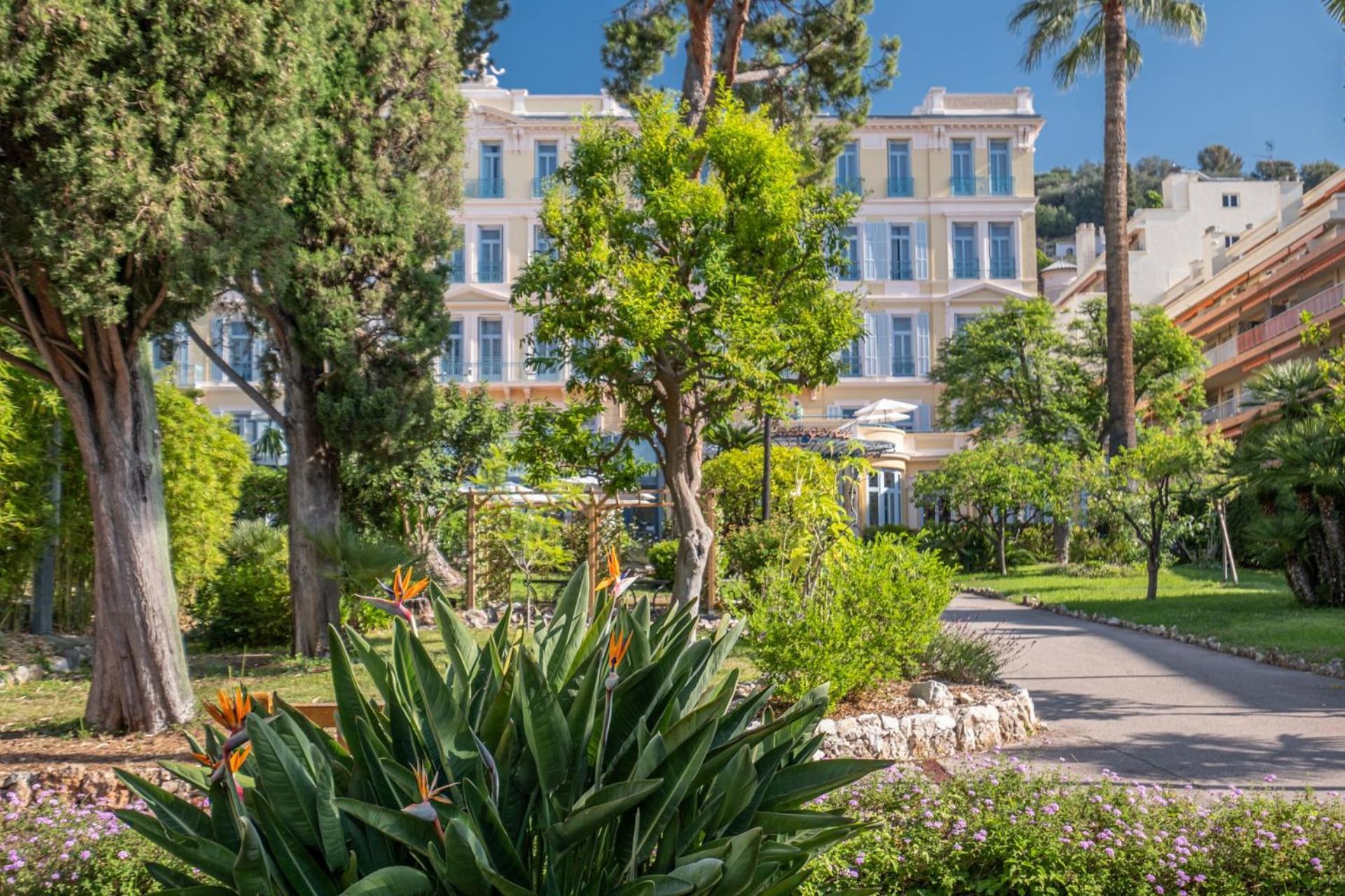 Hotel Mileade L'Orangeraie - 멍똥 외부 사진
